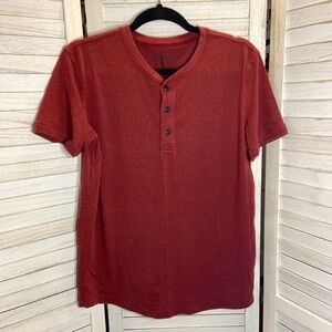 American Eagle Men’s Casual Brick Red Button Neckline Short Sleeve Flex T Shirt